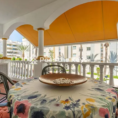 Apartment On The Golden Mile Perfect For Families Pass The Keys *