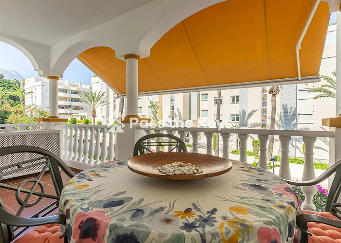 Apartment On The Golden Mile Perfect For Families Pass The Keys *