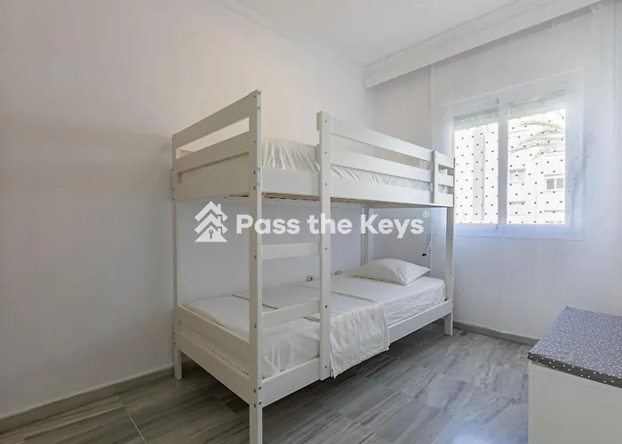 On The Golden Mile Perfect For Families Pass The Keys *