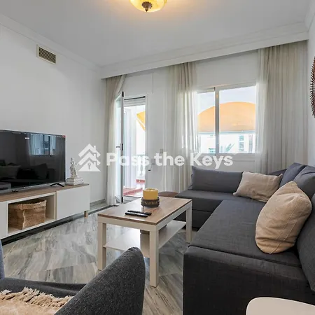 On The Golden Mile Perfect For Families Pass The Keys Apartamento *