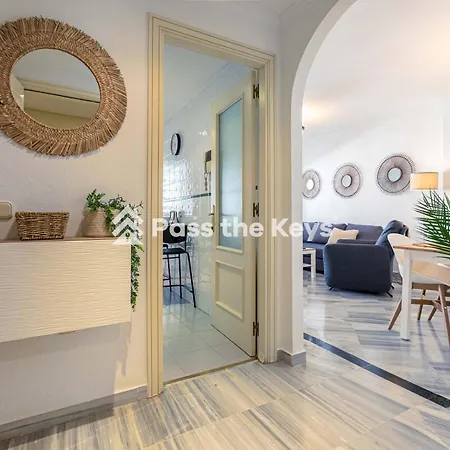 On The Golden Mile Perfect For Families Pass The Keys * Marbella